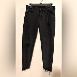Super cute KanCan Skinny Jeans! 🖤
